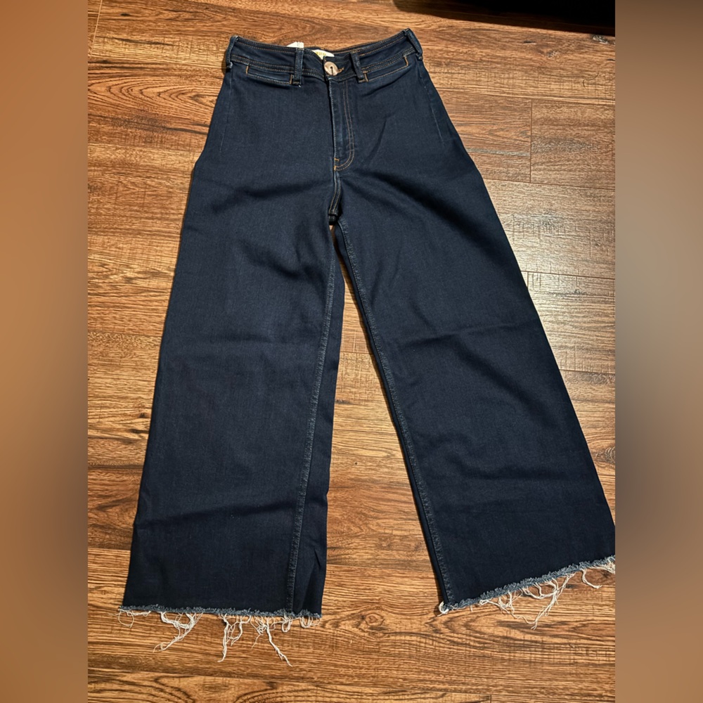 Dark Blue Wide-Leg Jeans